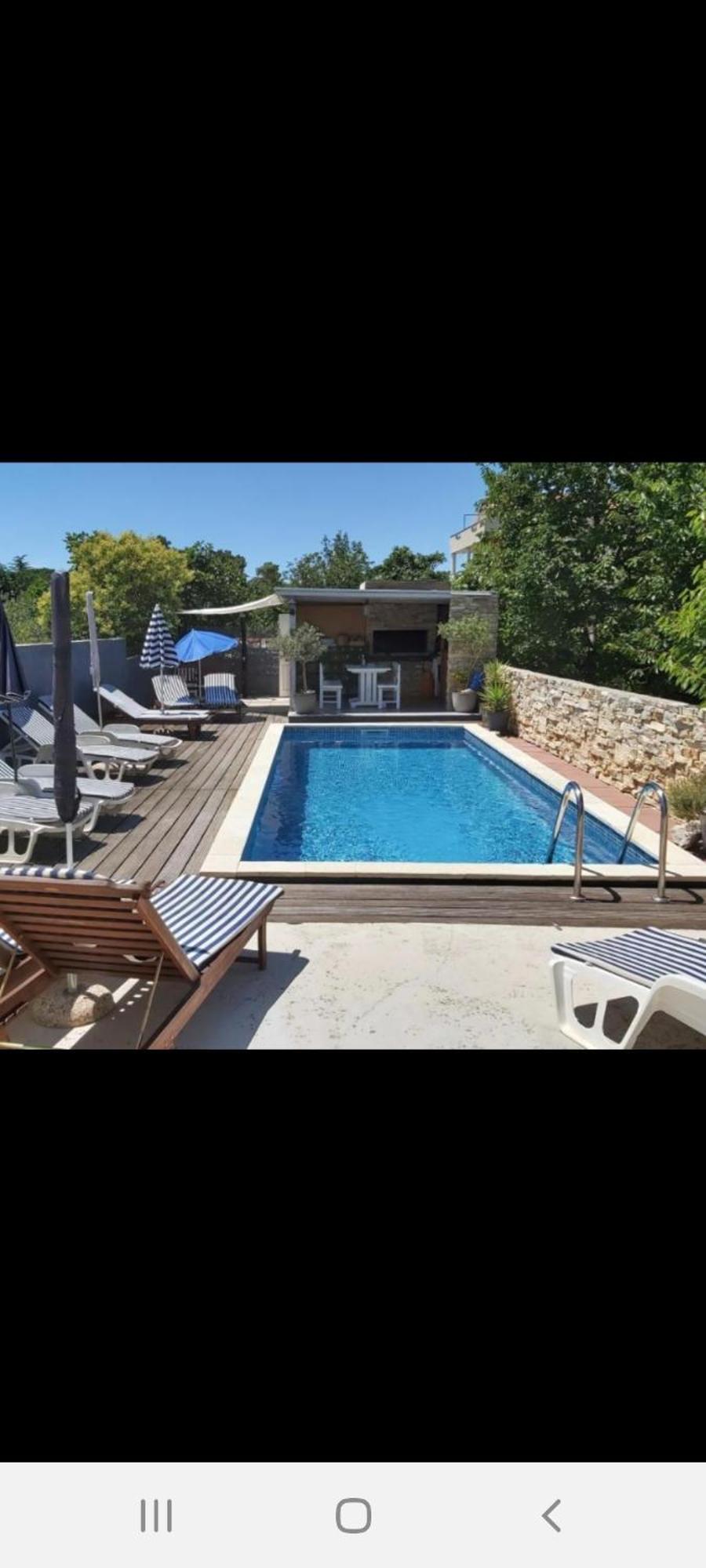Apartman Luce With Shared Pool Zadar Exteriér fotografie
