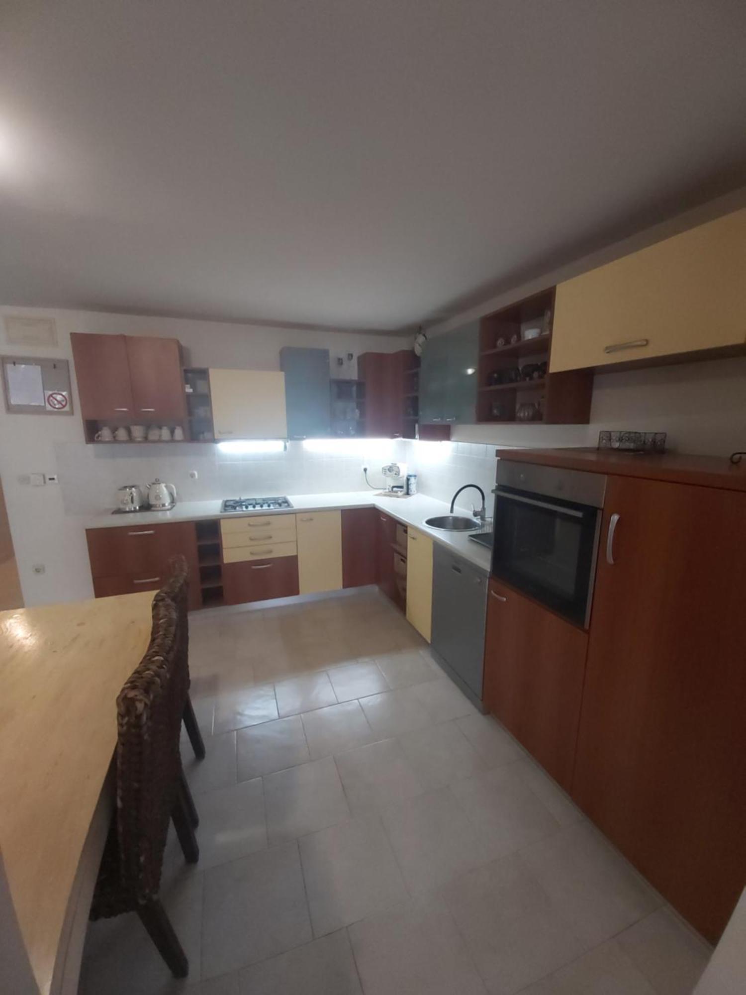Apartman Luce With Shared Pool Zadar Exteriér fotografie